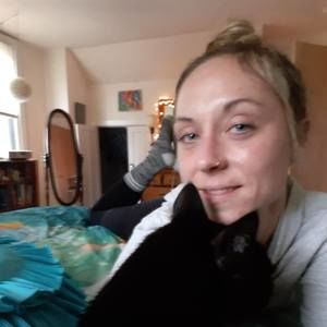 Meet your Posher, Laura